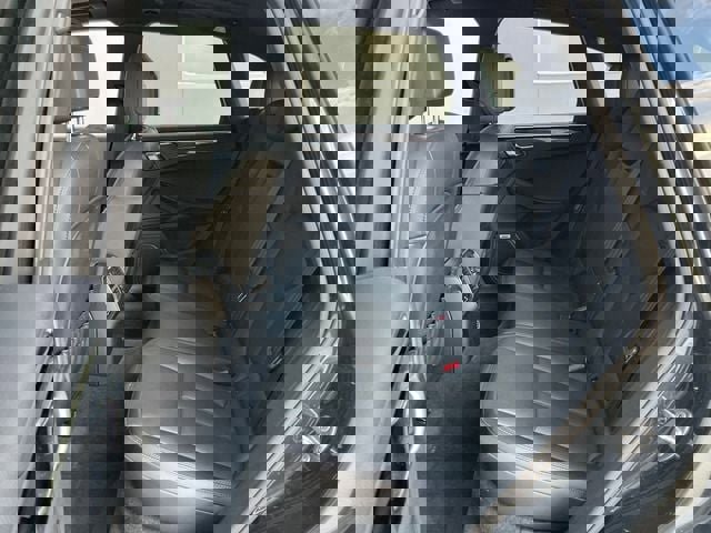 Certified 2019 Porsche Macan image 28