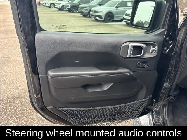 Used 2018 Jeep Wrangler Unlimited Sahara AWD/4WD image 20