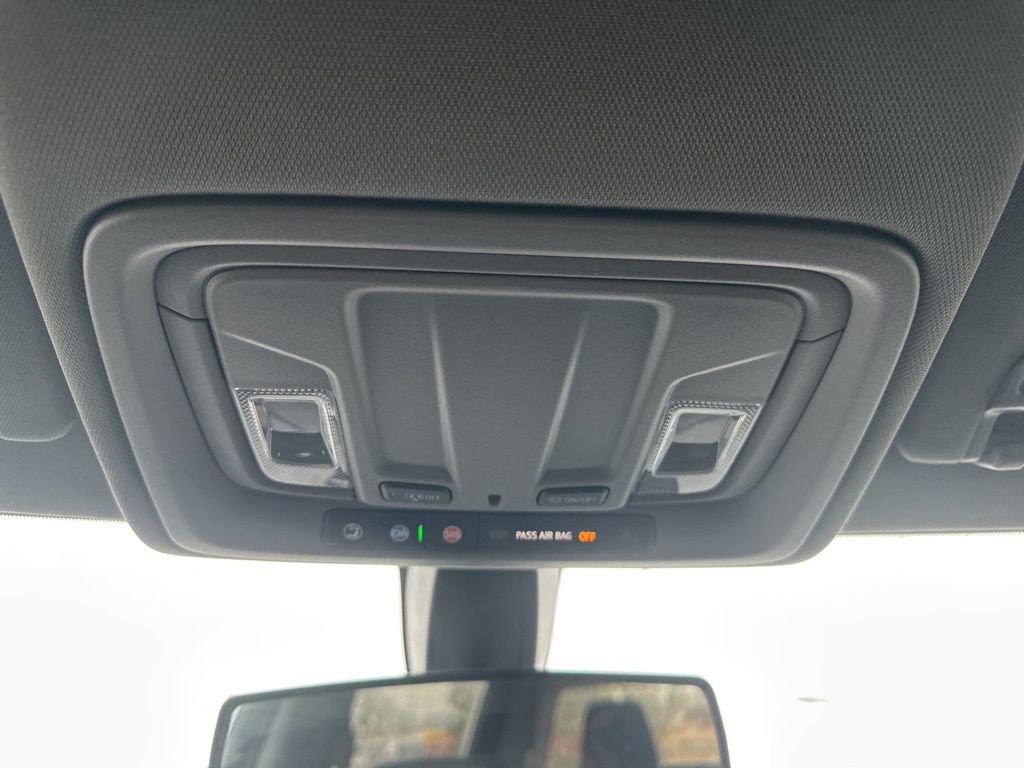 Used 2022 Chevrolet Silverado 1500 Custom image 6