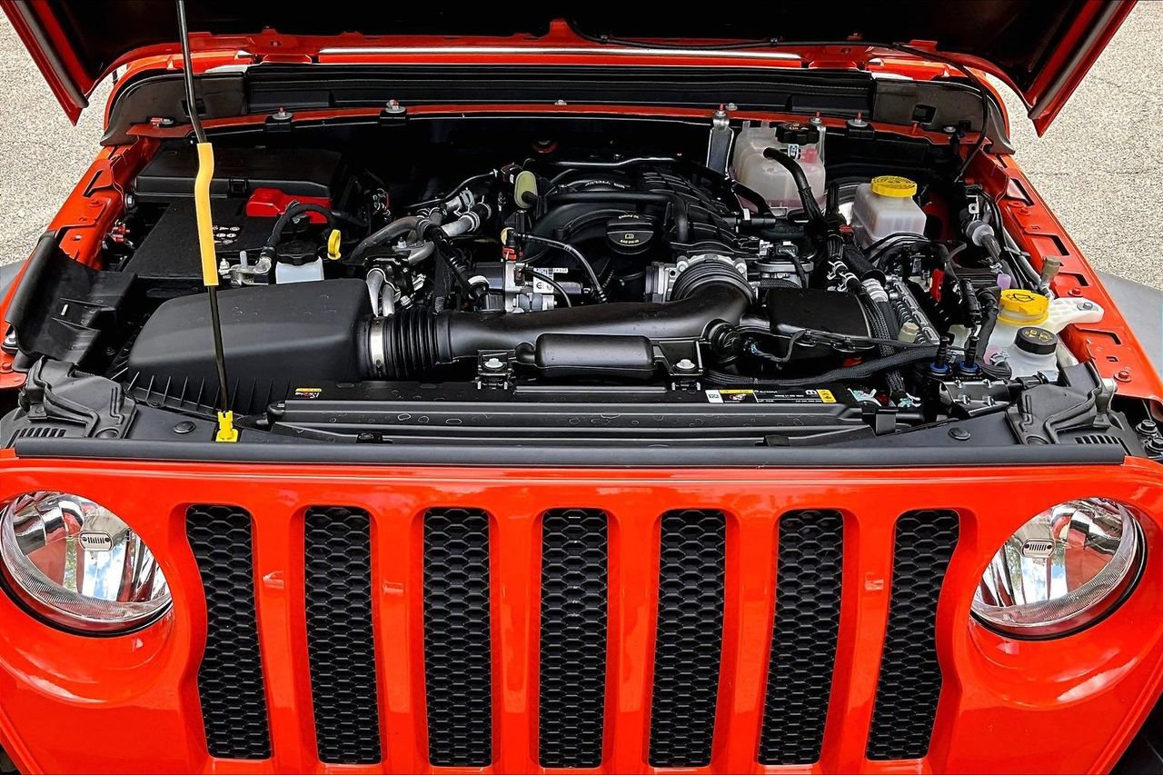 Used 2023 Jeep Wrangler Sport AWD/4WD image 26