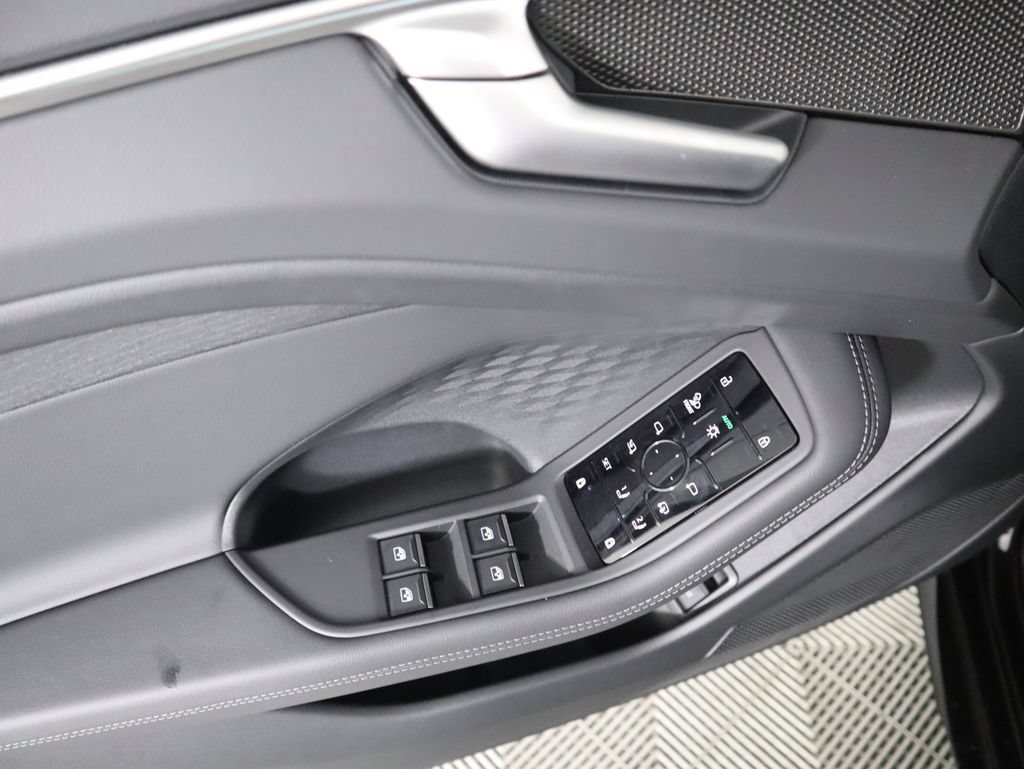 Used 2026 Audi A6 Premium Plus w/ Premium Plus Package AWD/4WD image 25