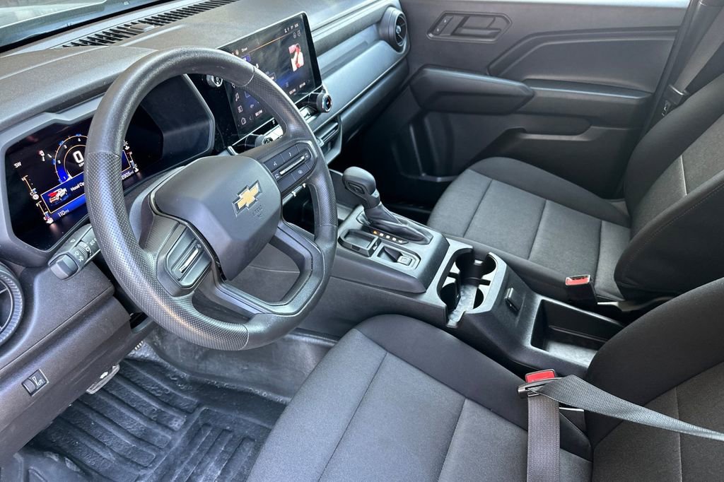 Used 2023 Chevrolet Colorado W/T RWD image 10