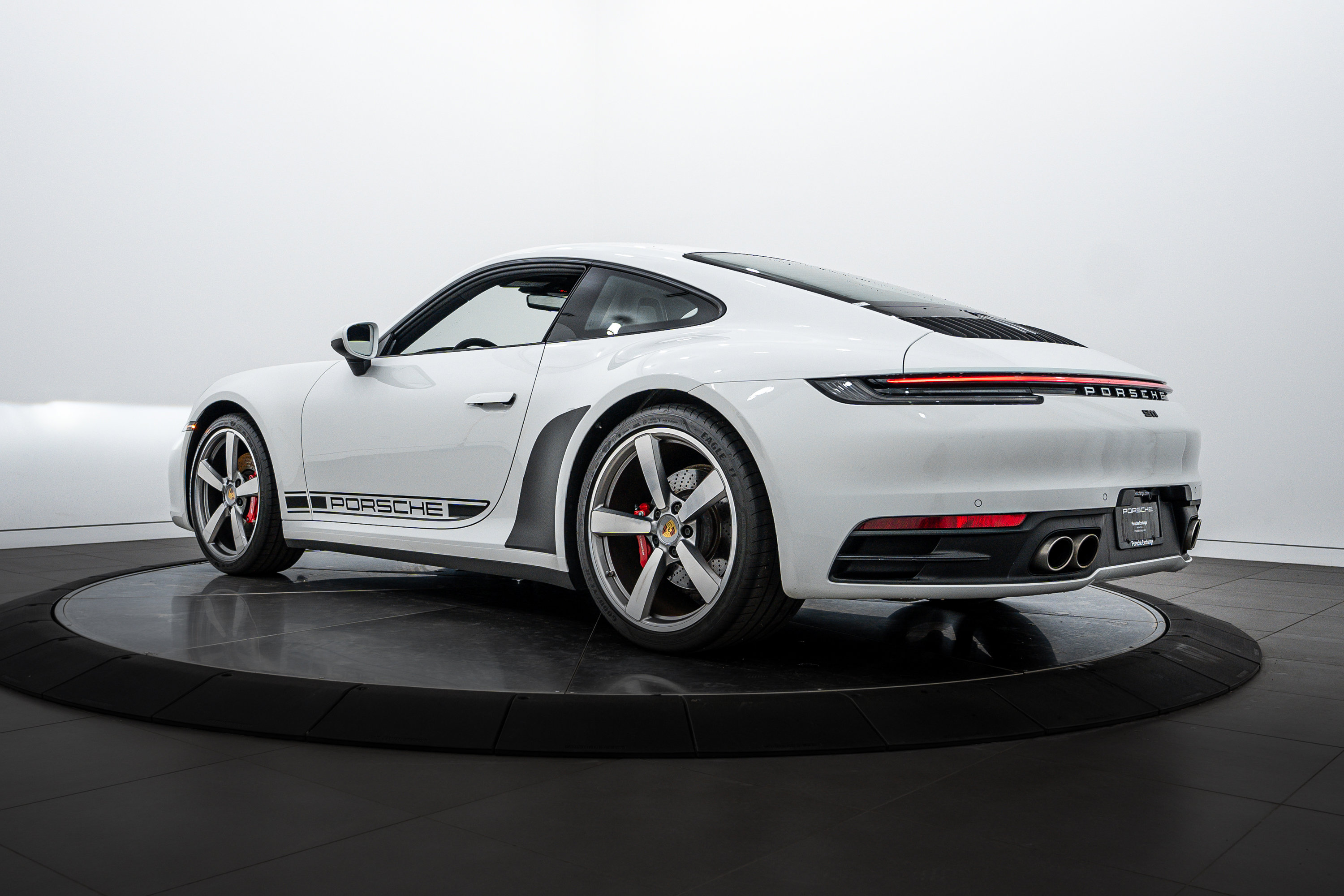 Certified 2022 Porsche 911 Carrera S image 3