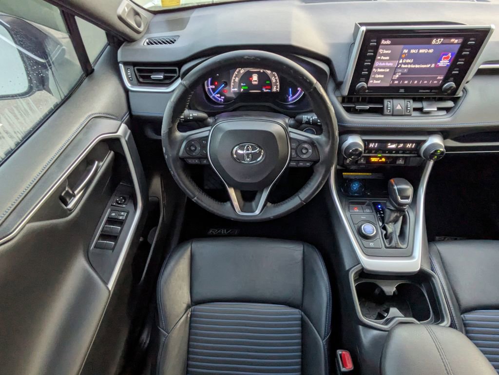 Used 2019 Toyota RAV4 XSE AWD/4WD image 17