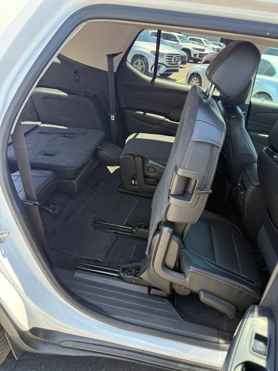 Used 2019 Chevrolet Traverse RS FWD image 21