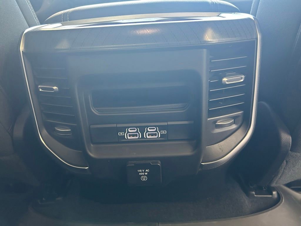 Used 2025 RAM 1500 Big Horn RWD image 31