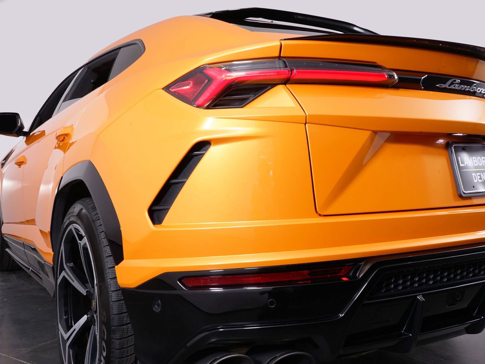 Used 2022 Lamborghini Urus image 20