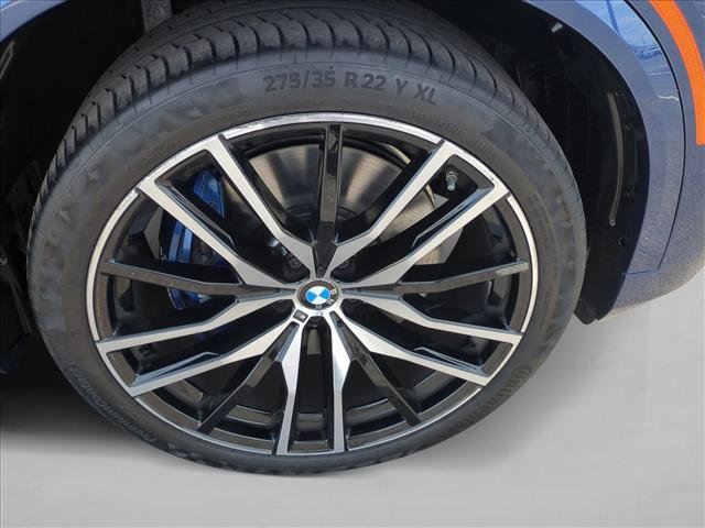 Used 2021 BMW X5 M50i image 25
