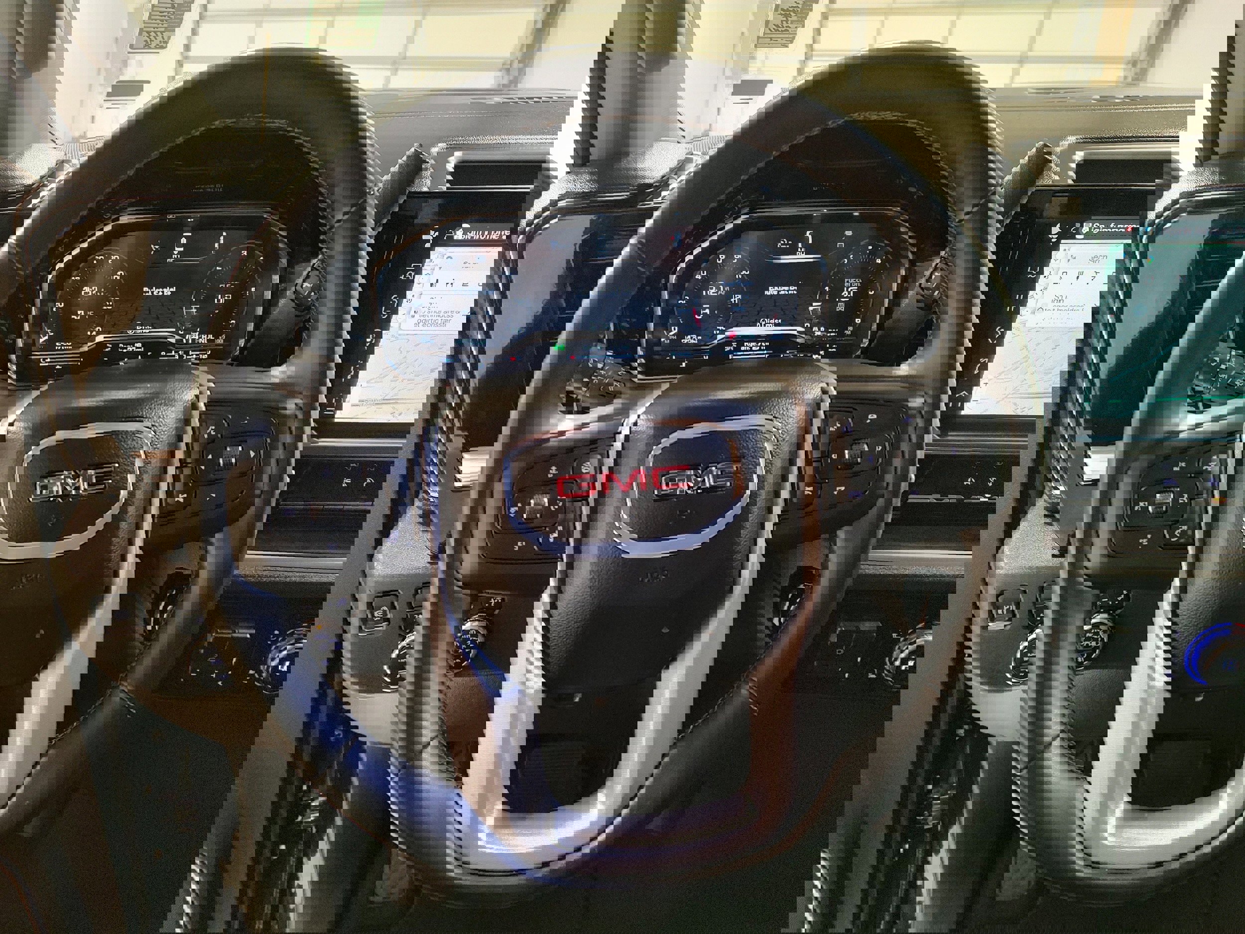 Used 2025 GMC Sierra 1500 SLT image 5