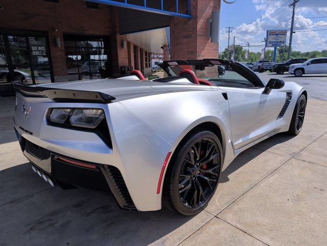 Used 2016 Chevrolet Corvette Z06 w/ 3LZ Preferred Equipment Group RWD image 9