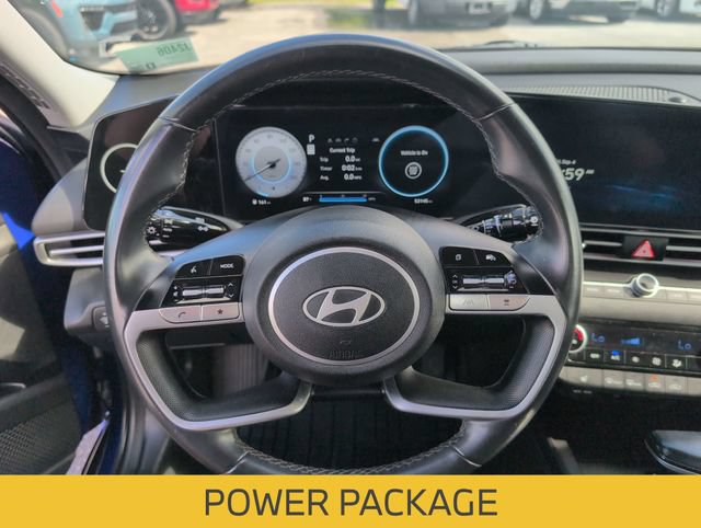 Used 2025 Hyundai Elantra SEL FWD image 14