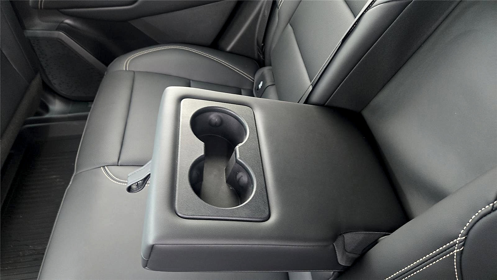 New 2026 GMC Terrain Elevation w/ Elevation Premium Package AWD/4WD image 43