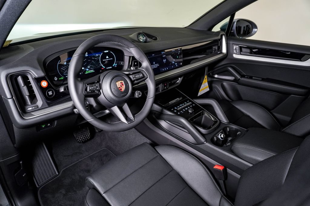 New 2026 Porsche Cayenne E-Hybrid AWD/4WD image 4