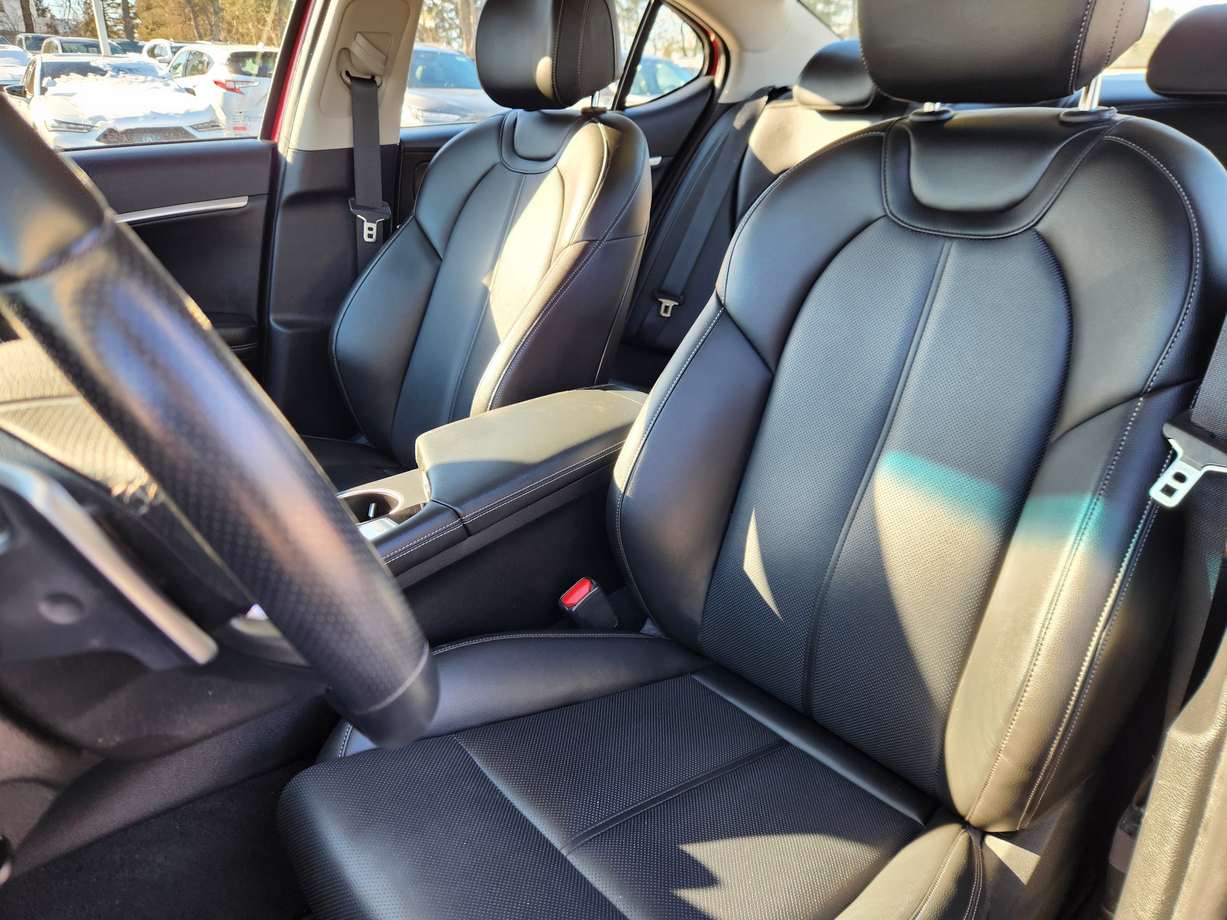 Used 2020 Genesis G70 2.0T image 7