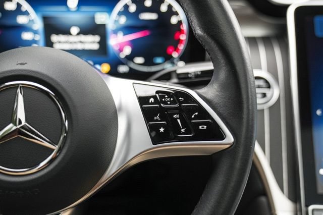 Used 2023 Mercedes-Benz GLC 300 image 30