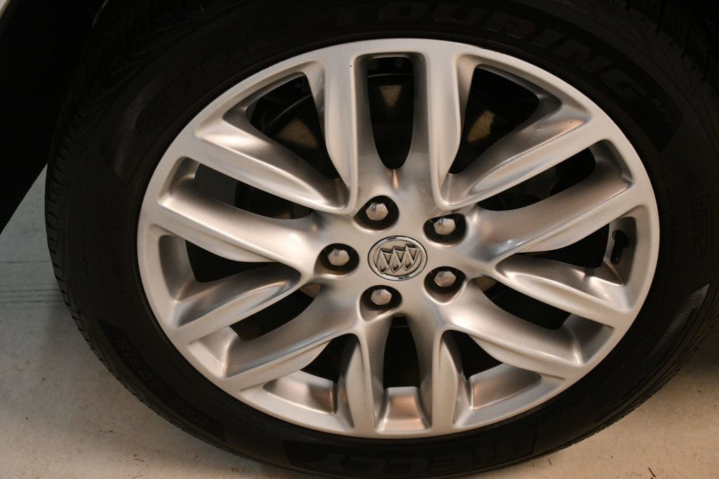 Used 2019 Buick Envision Premium w/ Driver Confidence Package image 18