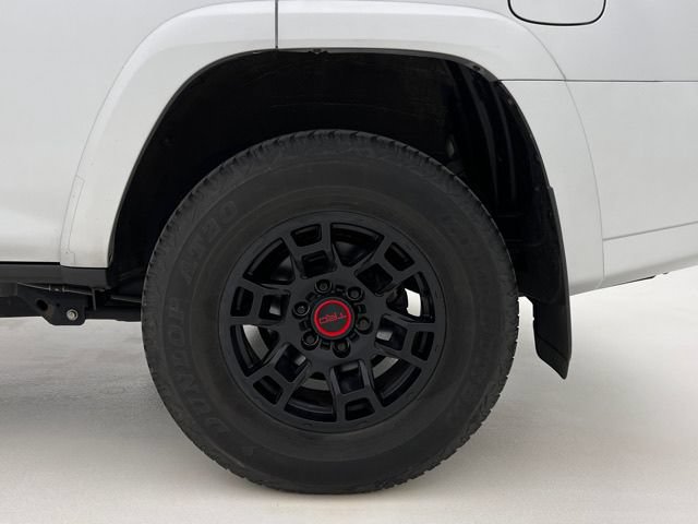 Used 2022 Toyota 4Runner SR5 Premium w/ TRD Black Wheel Package (TMS) AWD/4WD image 30