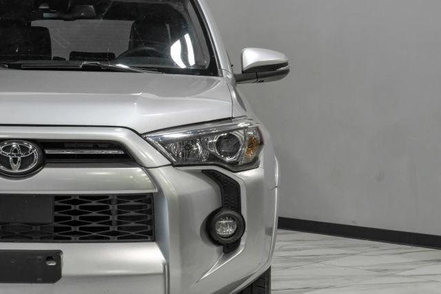 Used 2021 Toyota 4Runner SR5 Premium AWD/4WD image 71