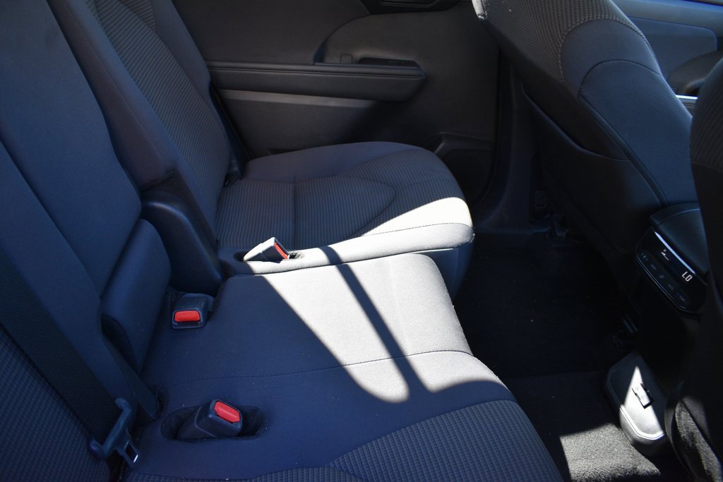 Used 2024 Toyota Highlander LE image 29