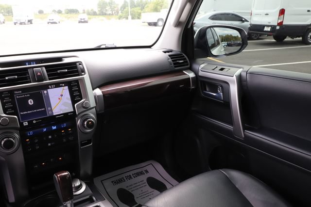 Used 2024 Toyota 4Runner Limited AWD/4WD image 28