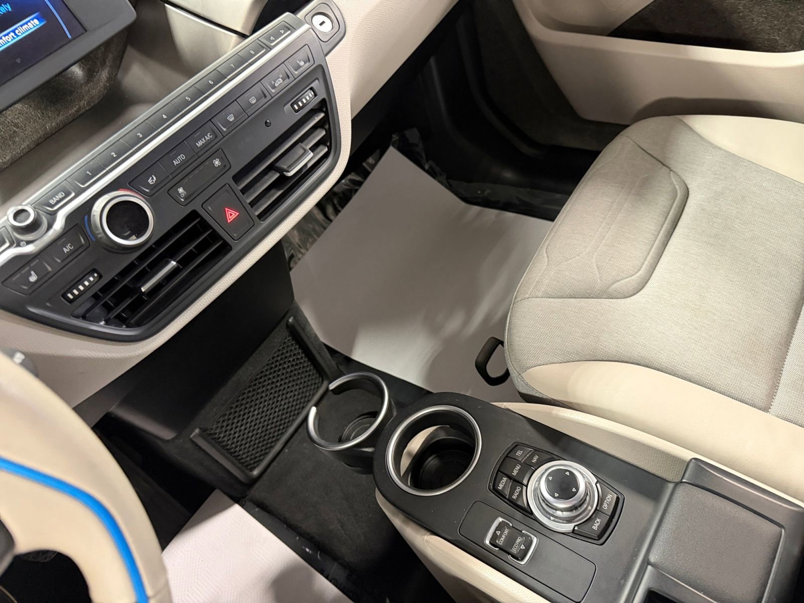 Used 2014 BMW i3 w/ Range Extender RWD image 34