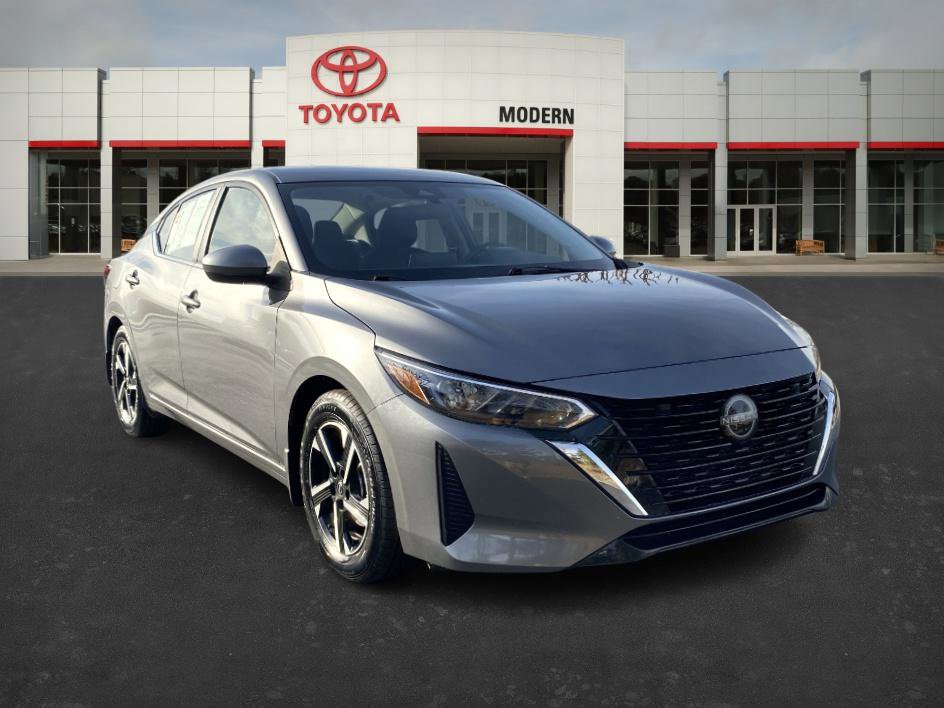 Used 2024 Nissan Sentra SV image 3