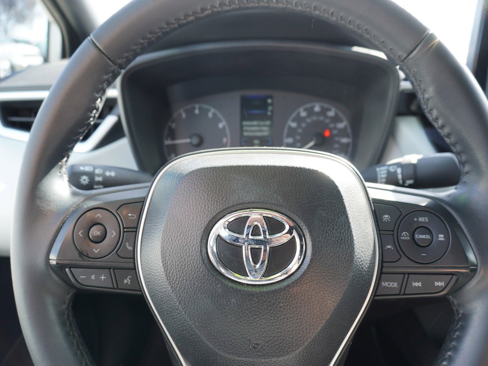 Used 2025 Toyota Corolla SE image 21