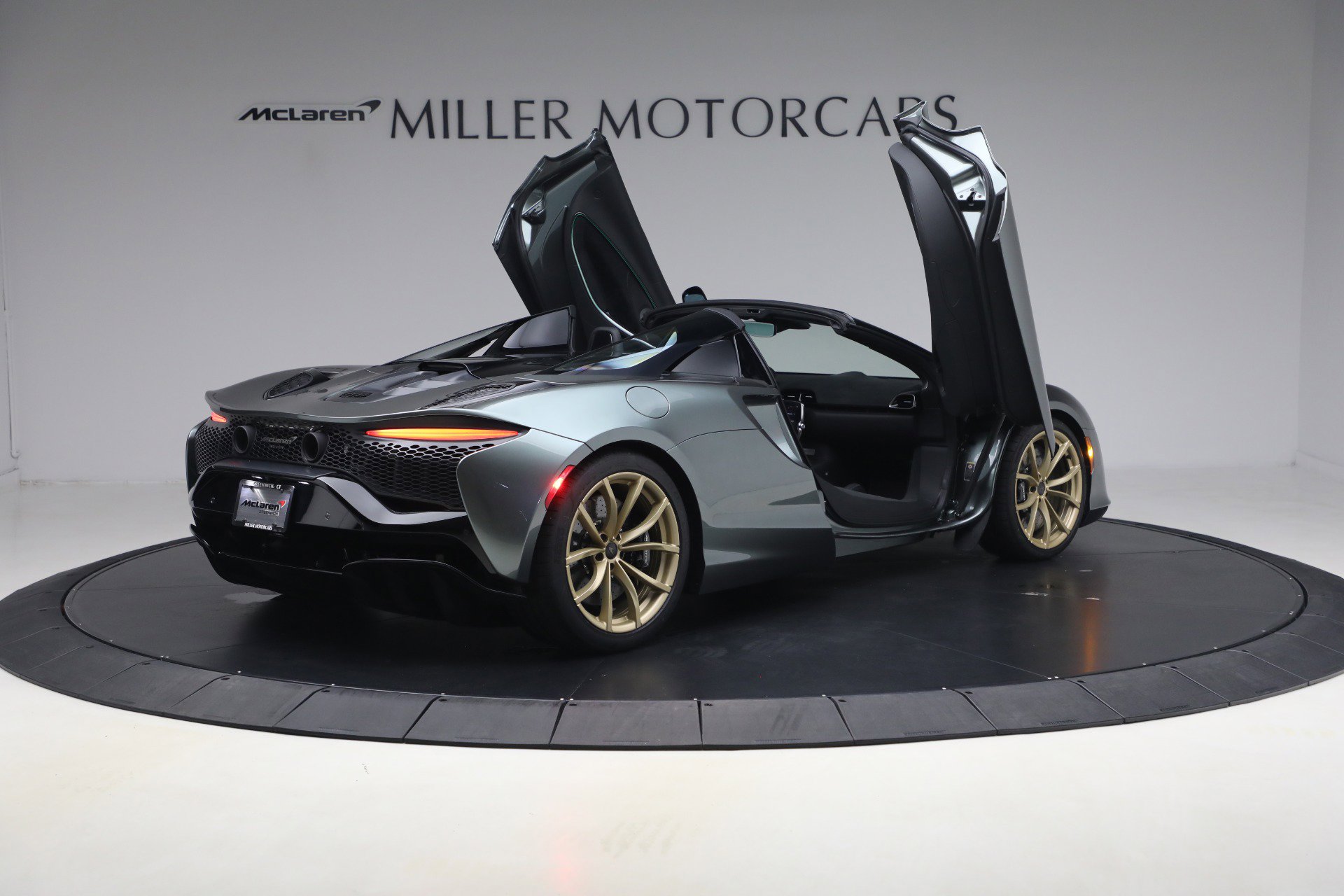 New 2026 McLaren Artura Spider image 17