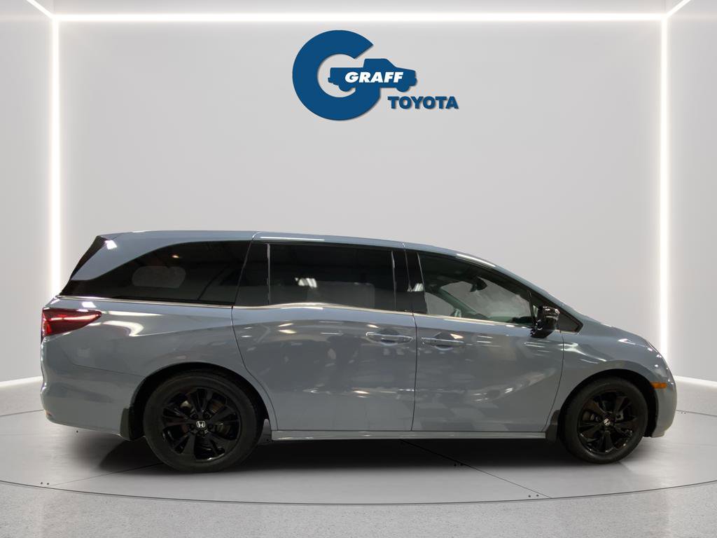 Used 2024 Honda Odyssey Sport image 17