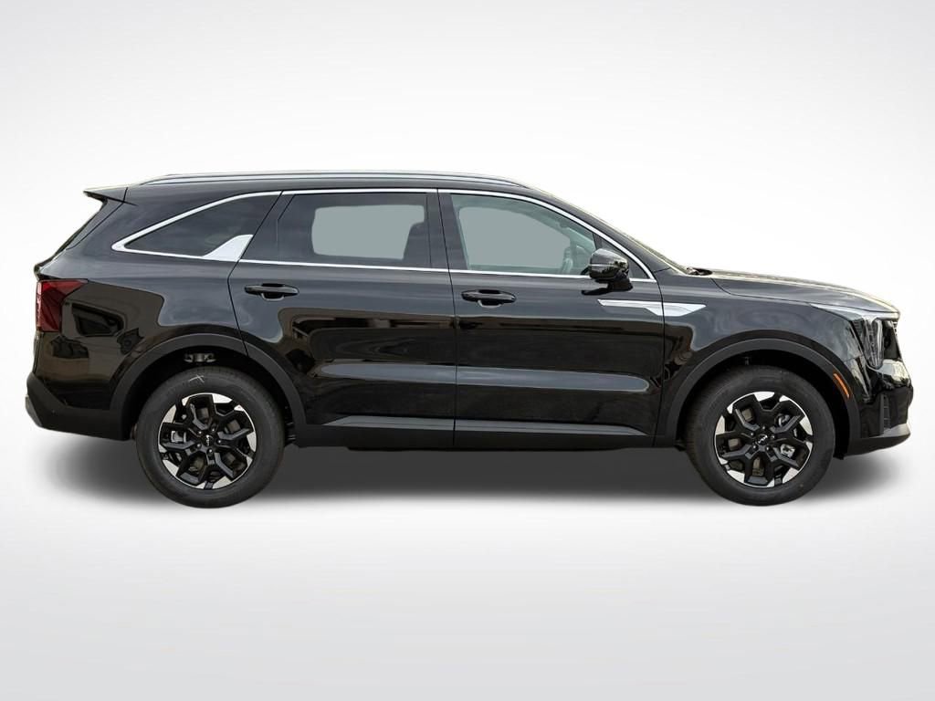 New 2026 Kia Sorento S image 2