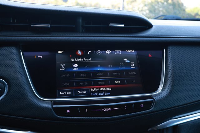 Used 2018 Cadillac XT5 Premium Luxury FWD image 18