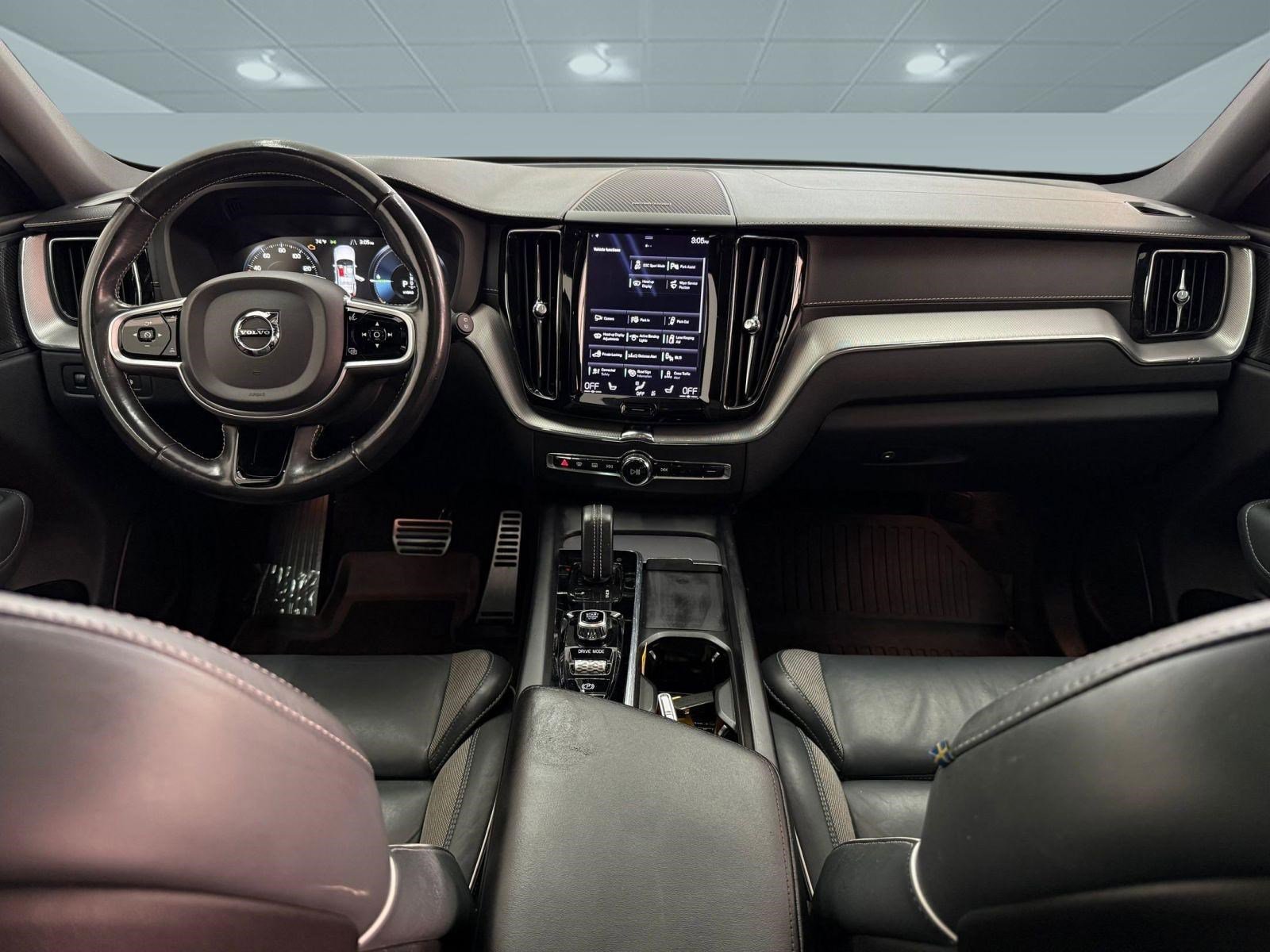 Used 2021 Volvo XC60 T8 R-Design w/ Advanced Package AWD/4WD image 14