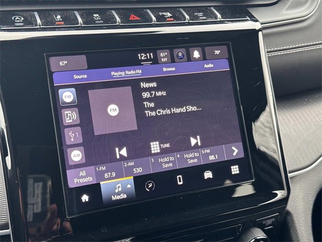 Used 2024 Jeep Grand Cherokee Laredo image 30