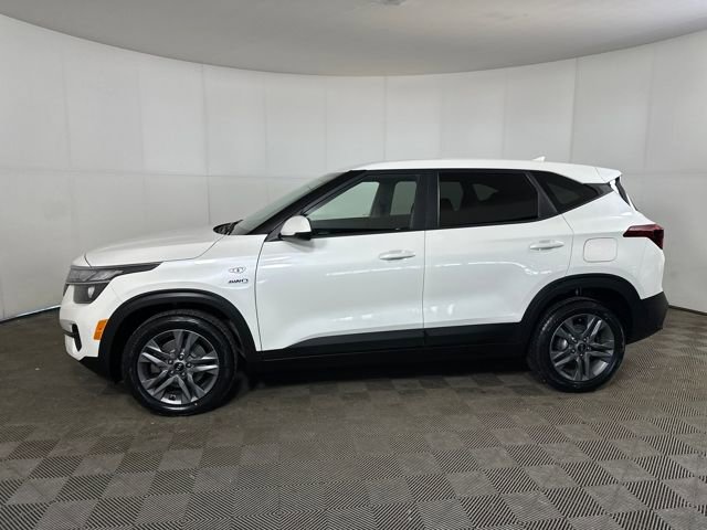 Used 2021 Kia Seltos LX image 6