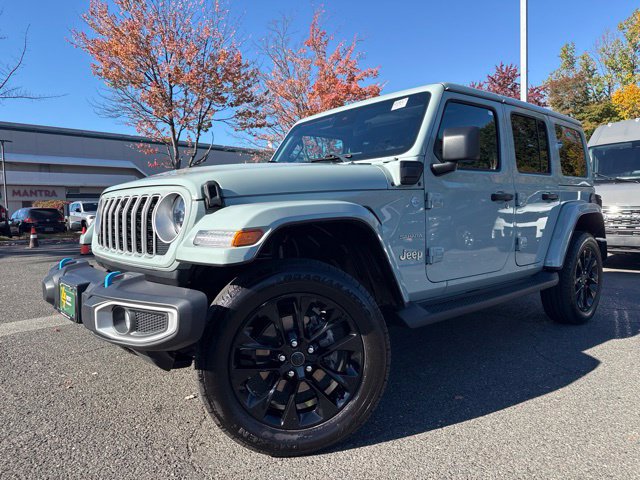 Used 2024 Jeep Wrangler Unlimited Sahara w/ Technology Group AWD/4WD 360° Tour