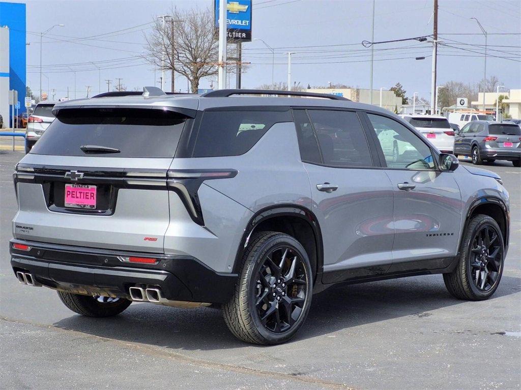 Certified 2025 Chevrolet Traverse RS w/ LPO, Floor Liner Package image 6