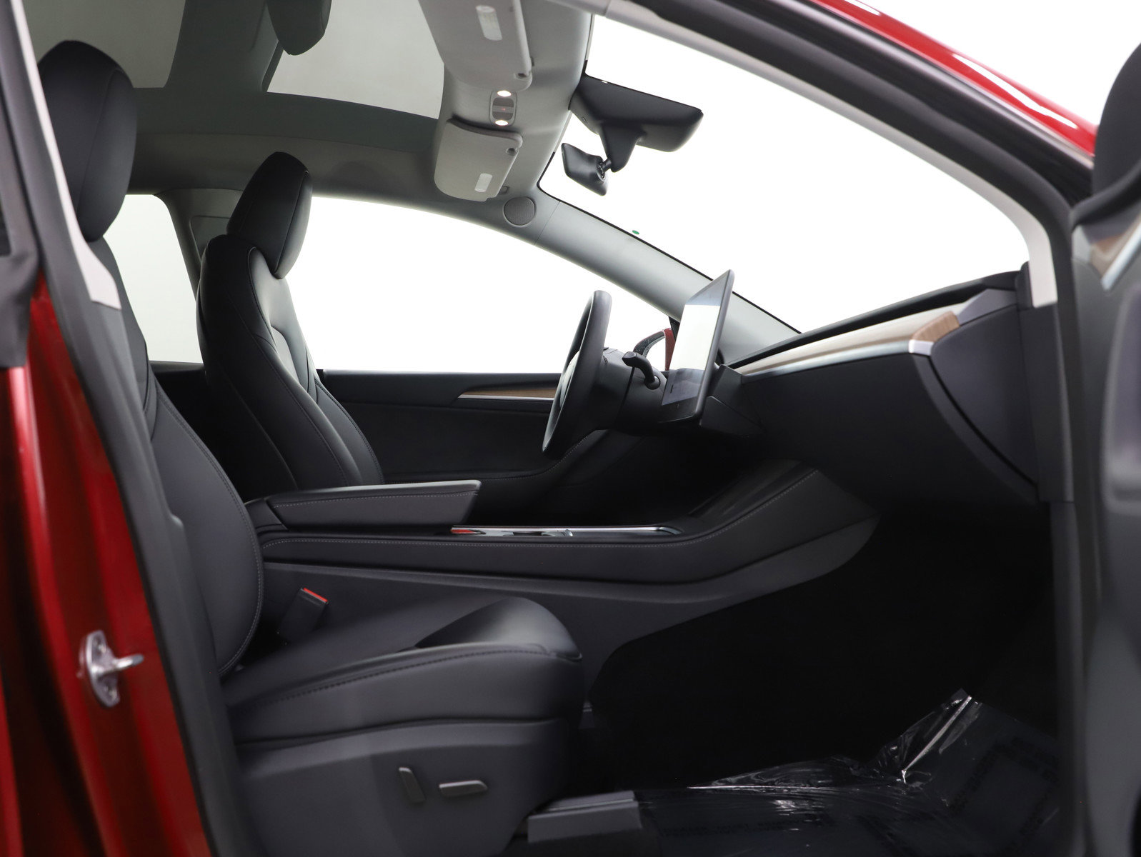 Used 2025 Tesla Model Y Long Range image 11