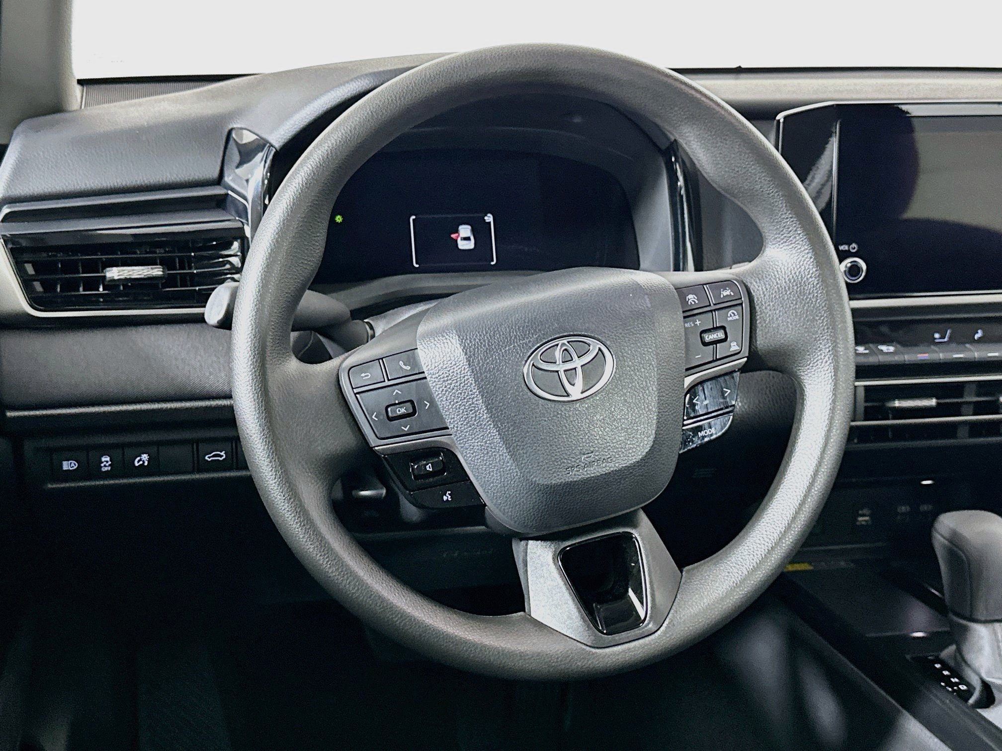 Used 2026 Toyota Camry LE FWD image 18