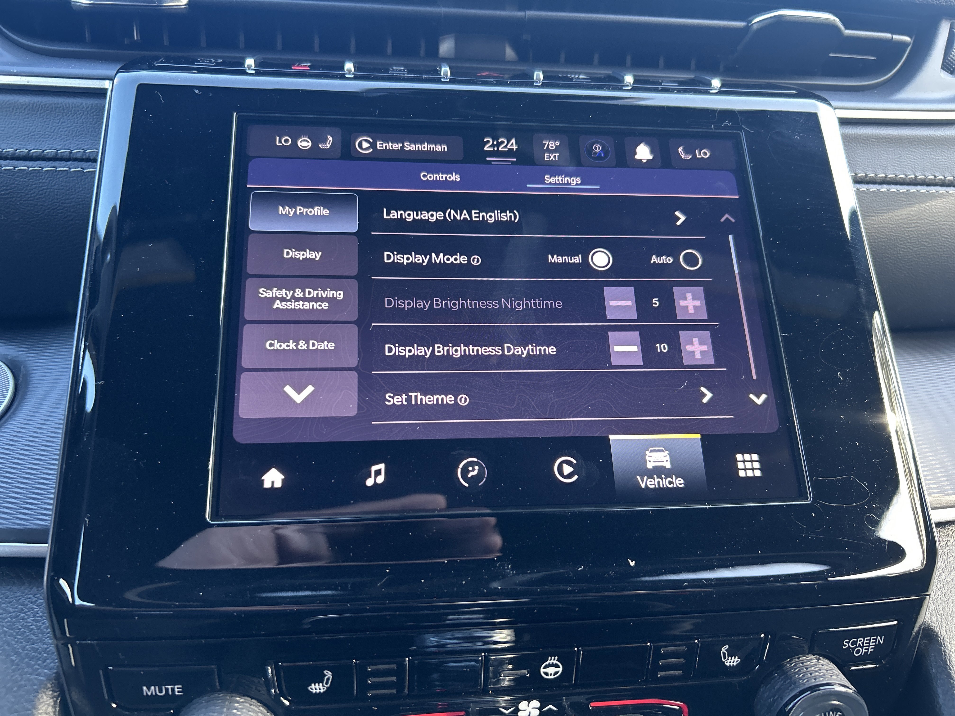 New 2025 Jeep Grand Cherokee Altitude image 29