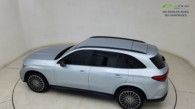 Used 2025 Mercedes-Benz GLC 350e 4MATIC w/ AMG Line image 82
