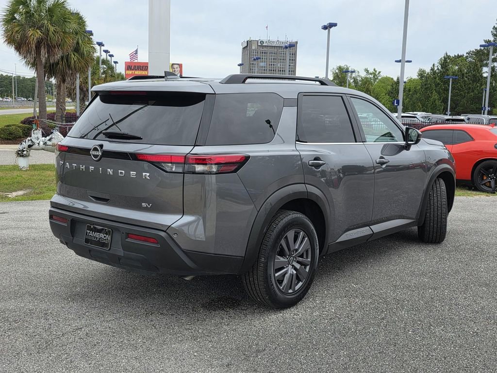 Used 2024 Nissan Pathfinder SV FWD image 6