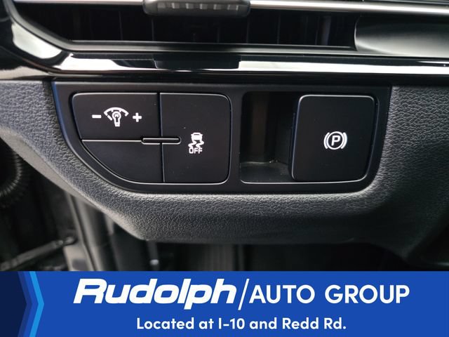 Used 2026 Kia Sportage LX FWD image 12