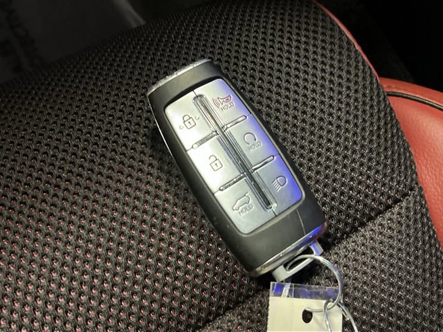 Used 2025 Genesis GV70 3.5T Sport image 27