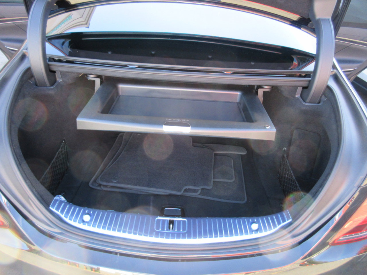 Used 2020 Mercedes-Benz S 560 Sedan w/ AMG Line Exterior image 71