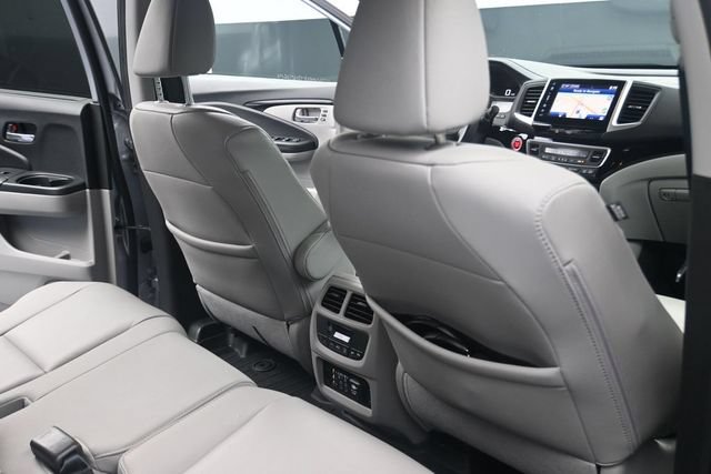 Used 2018 Honda Pilot Touring image 22