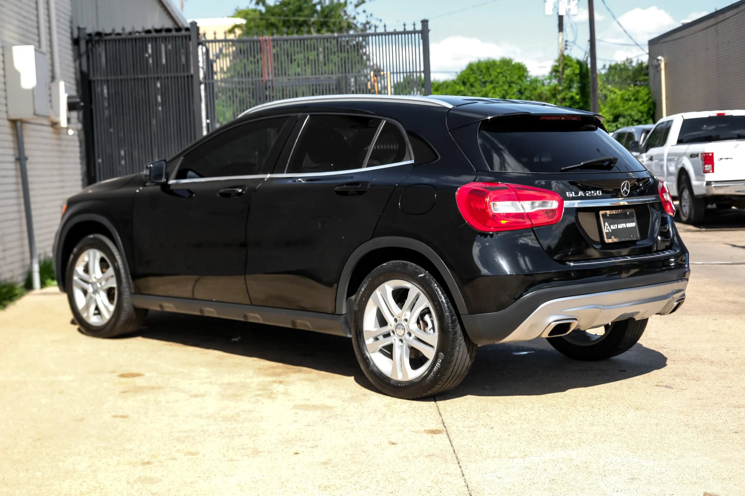 Used 2016 Mercedes-Benz GLA 250 image 10