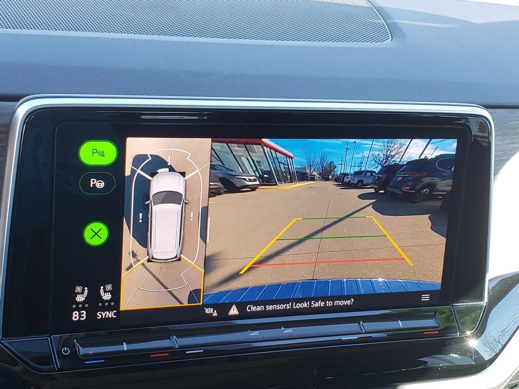 Used 2024 Volkswagen Atlas SEL Premium R-Line image 38