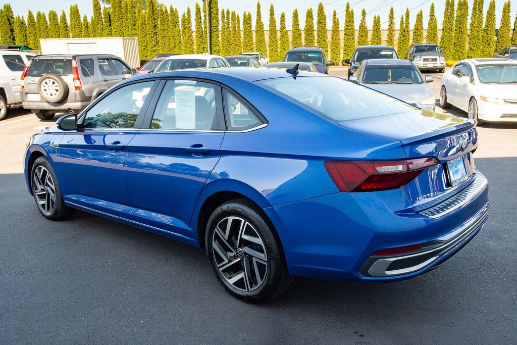 Used 2023 Volkswagen Jetta SEL FWD image 10