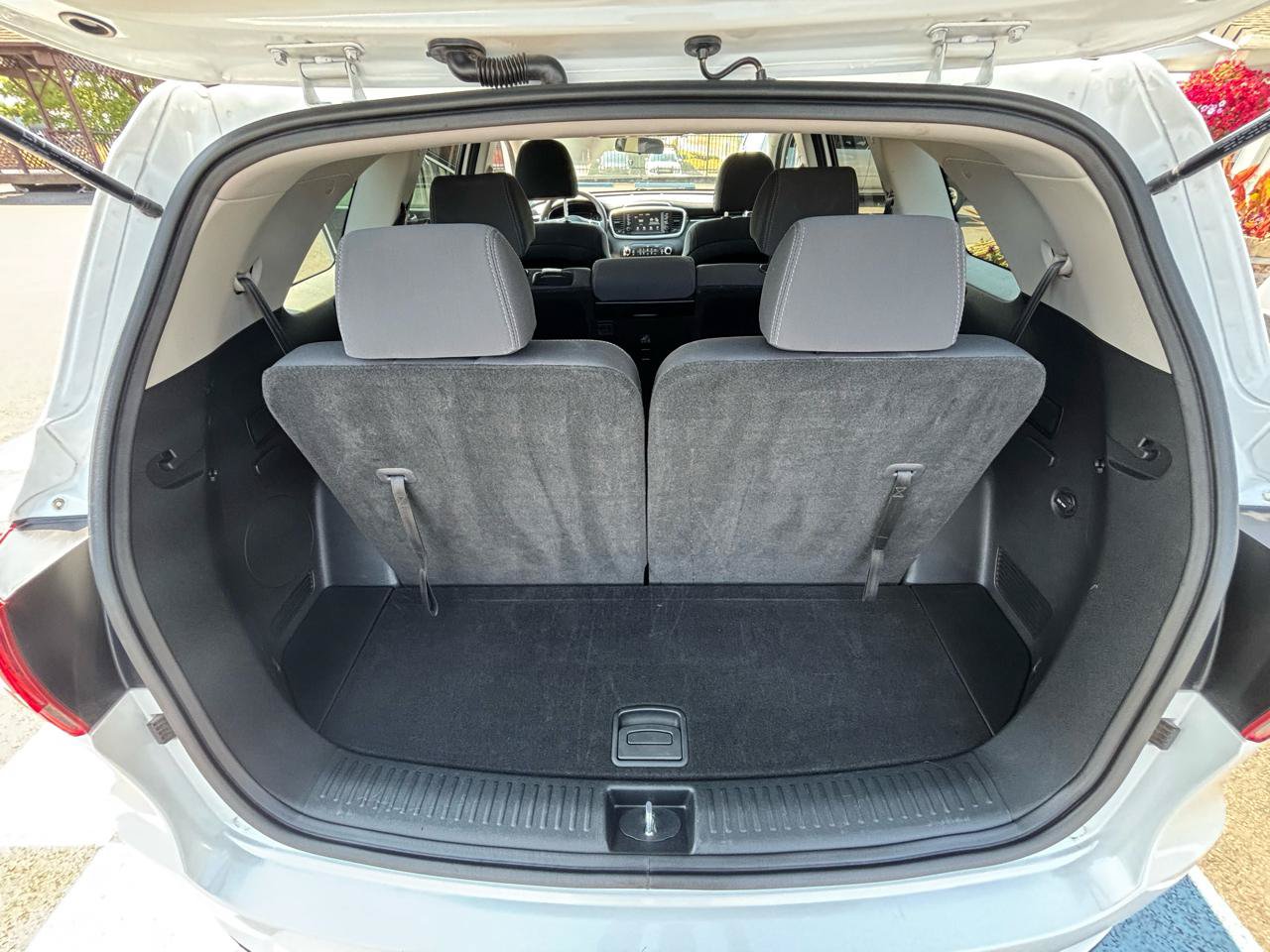 Used 2020 Kia Sorento AWD V6 image 25