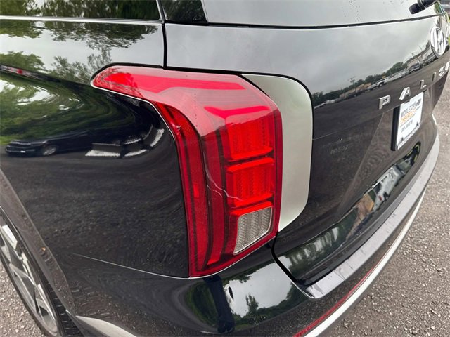 Used 2023 Hyundai Palisade Limited image 10